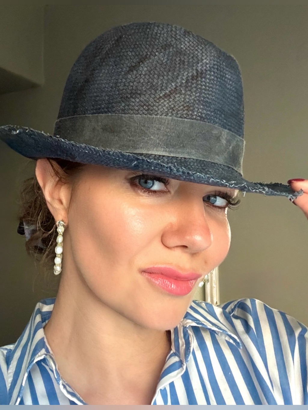 Borsalino Unisex Navy Paper Straw Fedora Hat Frayed Edge, Size 59, Made In Italy
